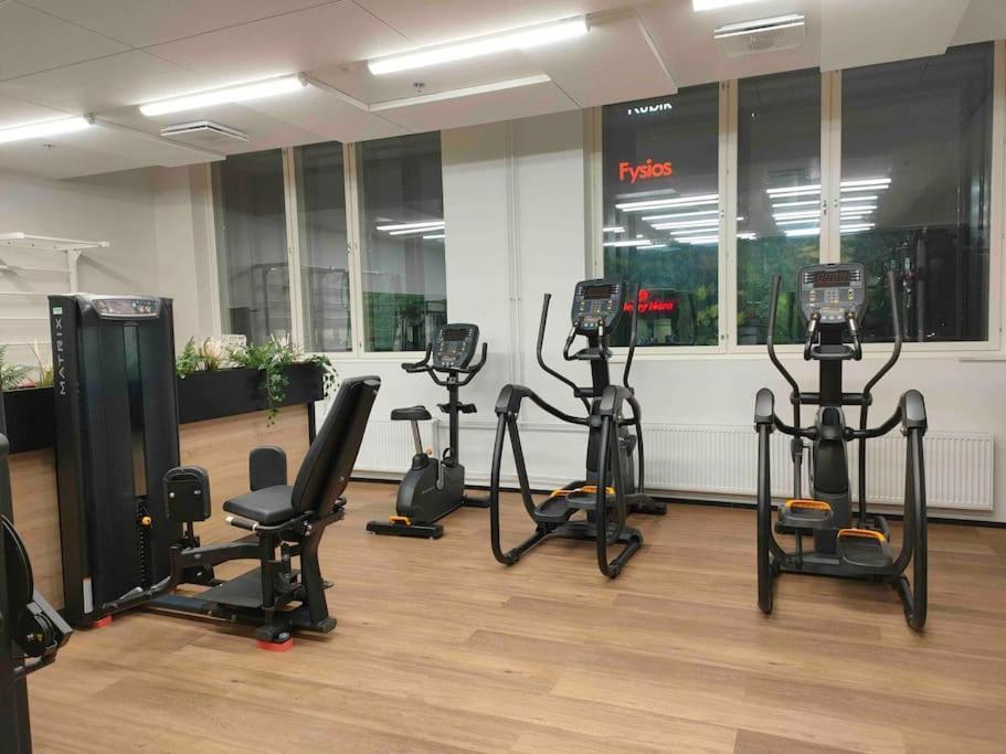 Brand New Modern Condo Built-In Mall Of Tripla Гельсінкі Екстер'єр фото