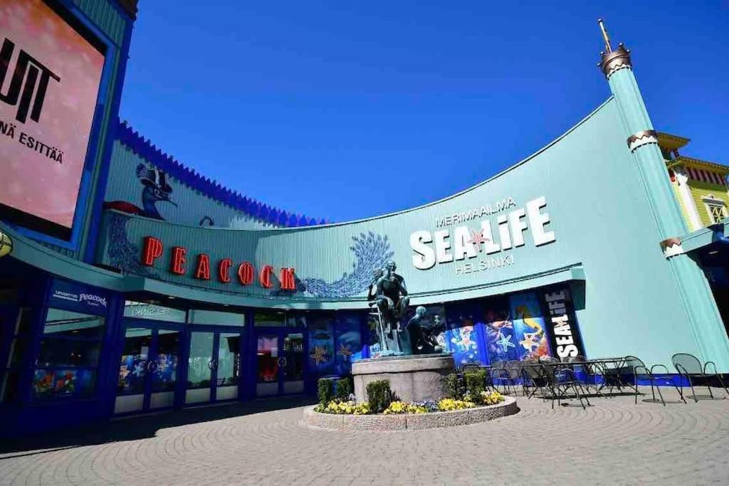 Brand New Modern Condo Built-In Mall Of Tripla Гельсінкі Екстер'єр фото
