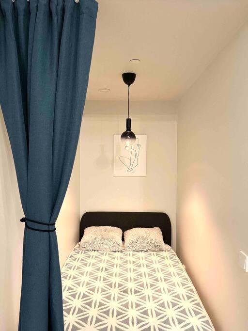 Brand New Modern Condo Built-In Mall Of Tripla Гельсінкі Екстер'єр фото