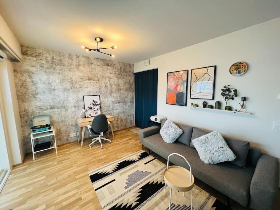 Brand New Modern Condo Built-In Mall Of Tripla Гельсінкі Екстер'єр фото